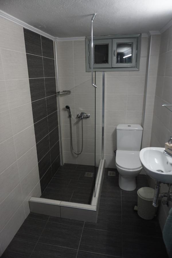 Park View Apartment In Paralia Dionisiou Екстериор снимка