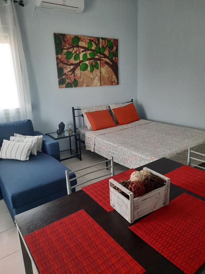 Park View Apartment In Paralia Dionisiou Екстериор снимка