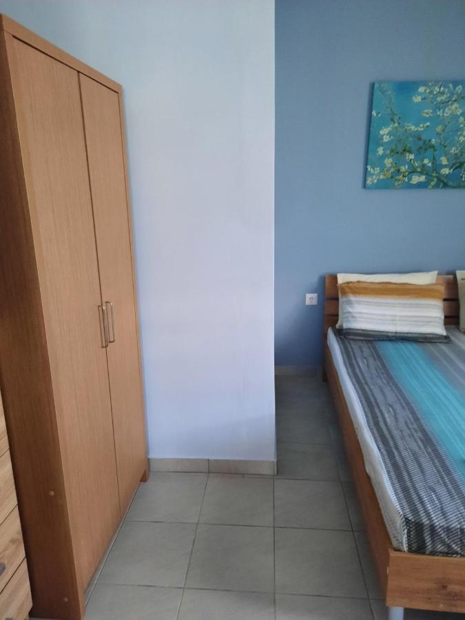 Park View Apartment In Paralia Dionisiou Екстериор снимка